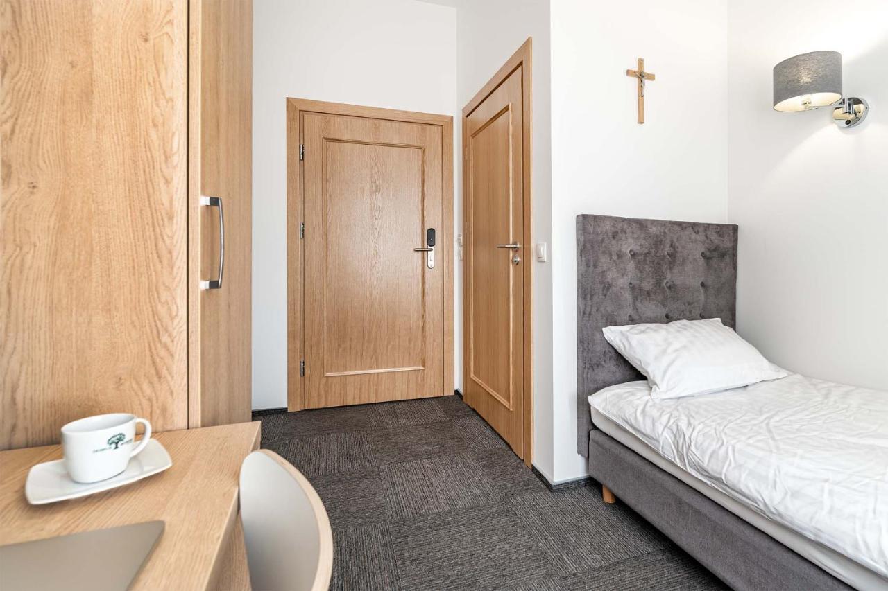 Domus Mariae Gietrzwald Hostel Ngoại thất bức ảnh